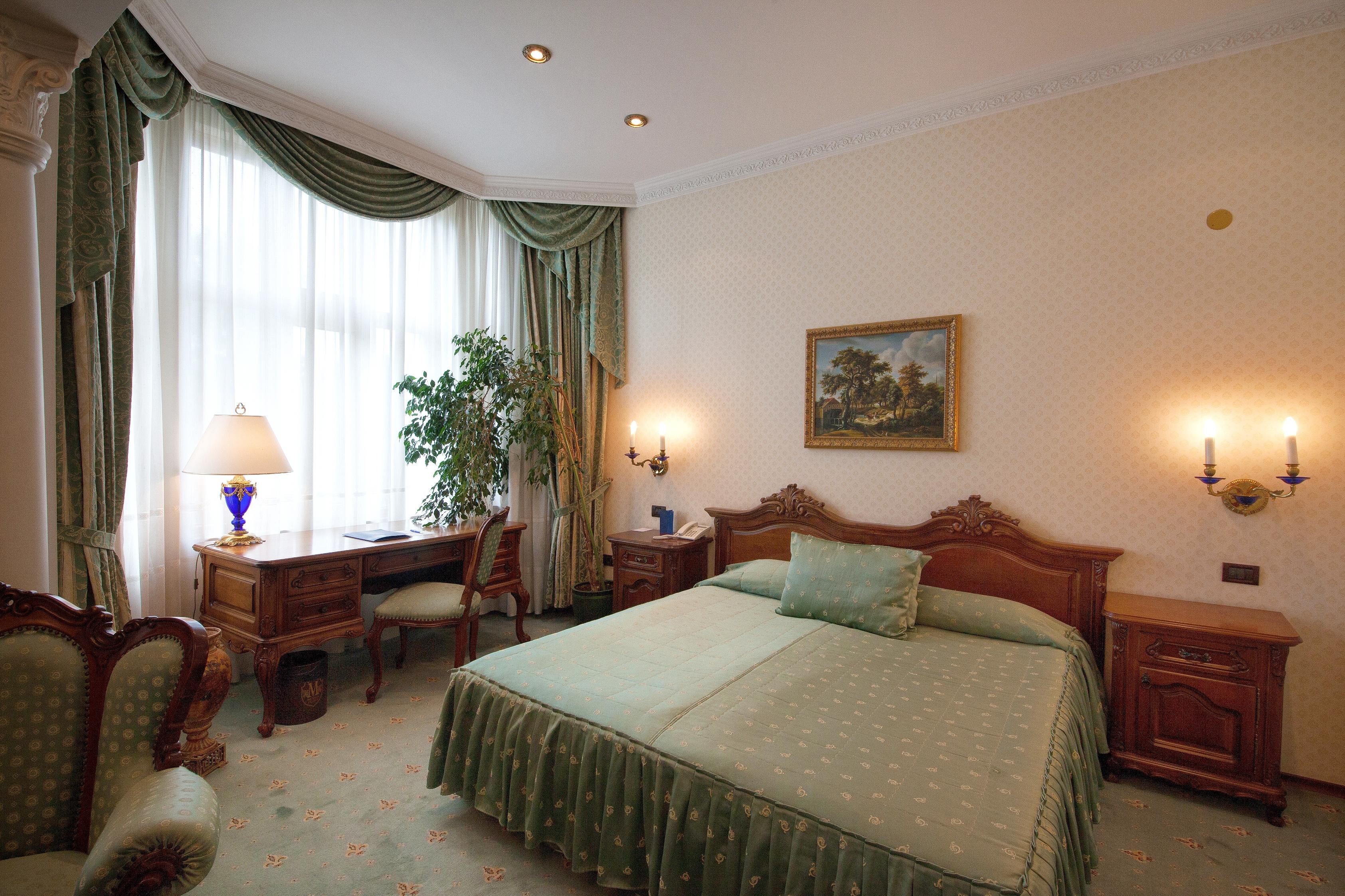 Grand Hotel London Varna Exteriér fotografie A bedroom
